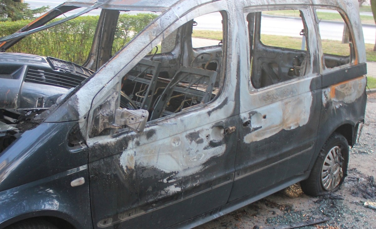 Na Zabobrzu spłonął samochód nj24.pl portal Tygodnika