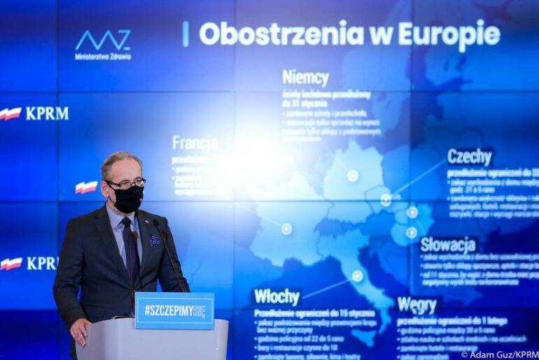 Od 1 lutego otwarte sklepy w galeriach. Hotele nadal zamknięte