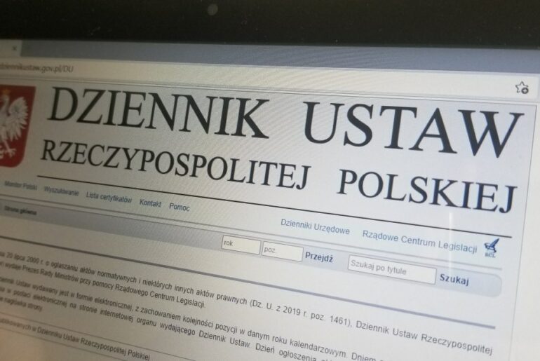 Dziś zapadła ostateczna decyzja w sprawie noszenia maseczek po 15 maja