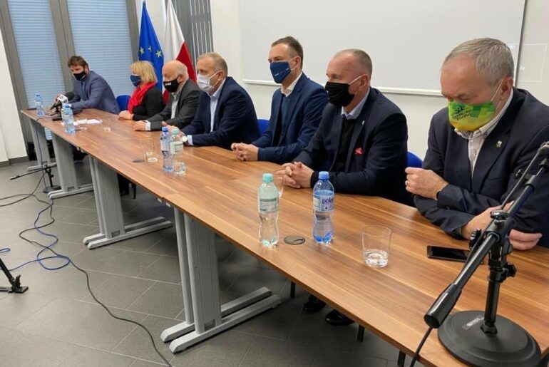 Posłowie Koalicji Obywatelskiej wspierają branżę turystyczną
