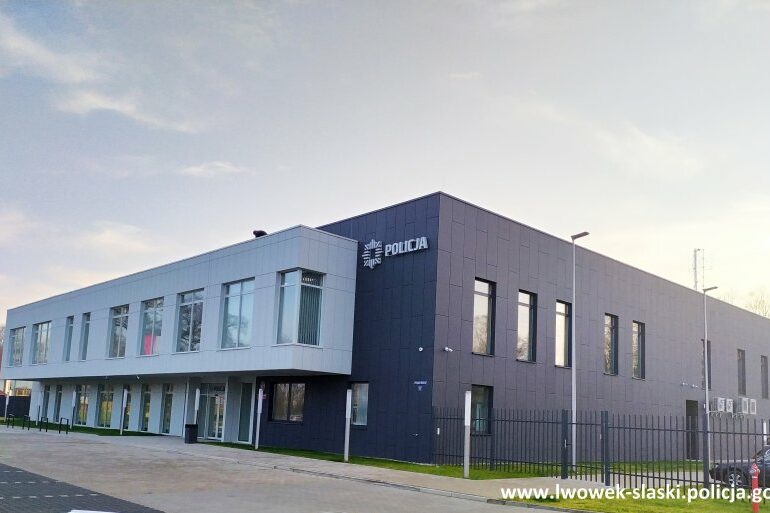 Komenda w Lwówku gotowa