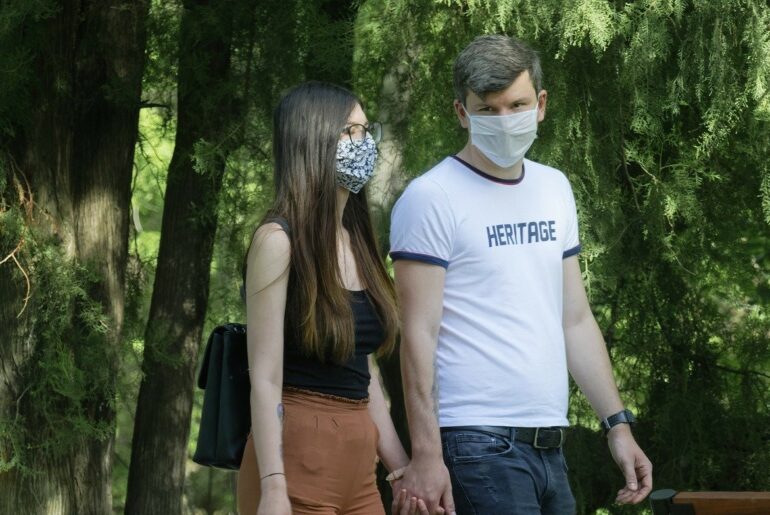 Jelenia Góra – kolejne maseczki do wzięcia