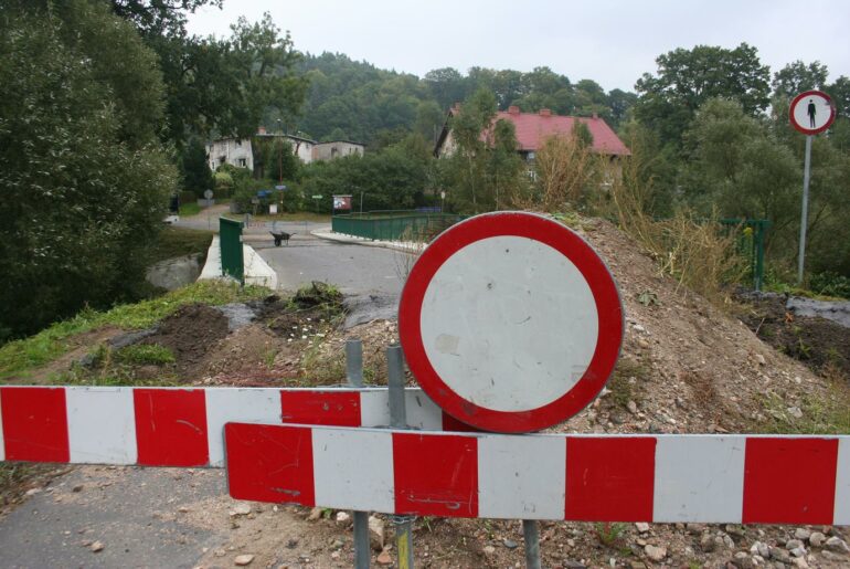 Najwięcej dla politycznych sojuszników