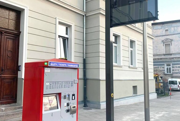 Bądź kulturalny w autobusie