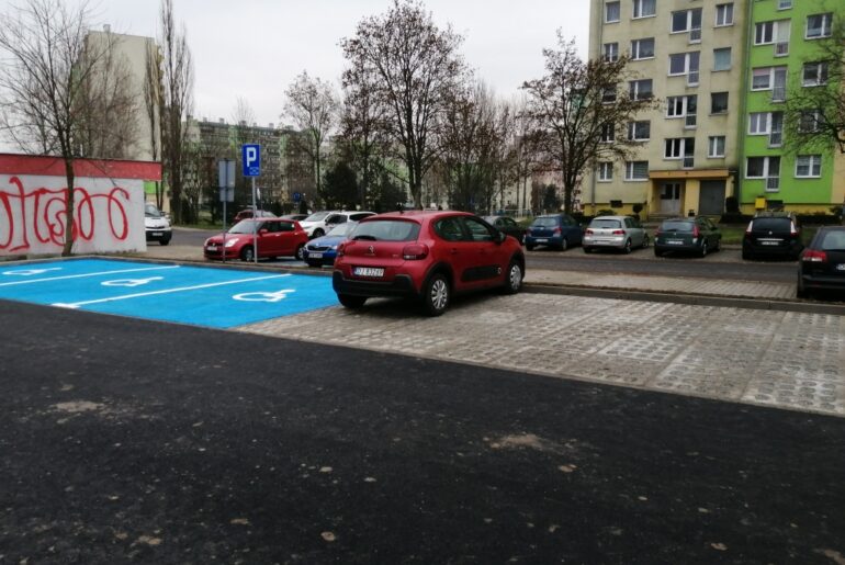 Nowy parking na Zabobrzu II