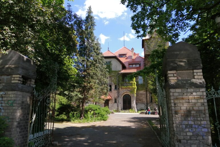 Trwa przetarg na remont Zameczku