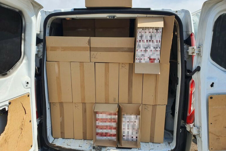 32 tysiące paczek nielegalnych papierosów