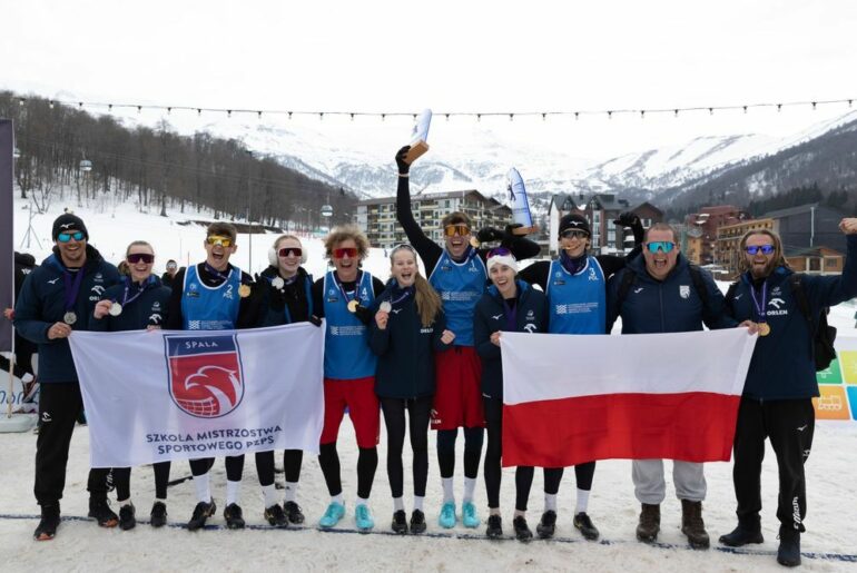 W Karpaczu (7-9 marca 2025) siedem polskich ekip powalczy o medale Mistrzostw Europy U-20 w siatkówce na śniegu