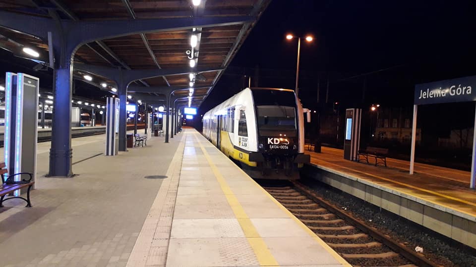 W godzinę z Wrocławia do Jeleniej Góry? Posłanka odświeża temat łącznicy kolejowej