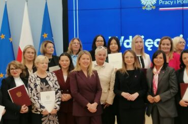Ministerialne wyróżnienie dla jeleniogórskiego MOPS-u